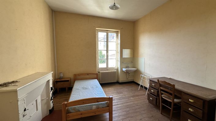 Image No.6-14 Bed House for sale