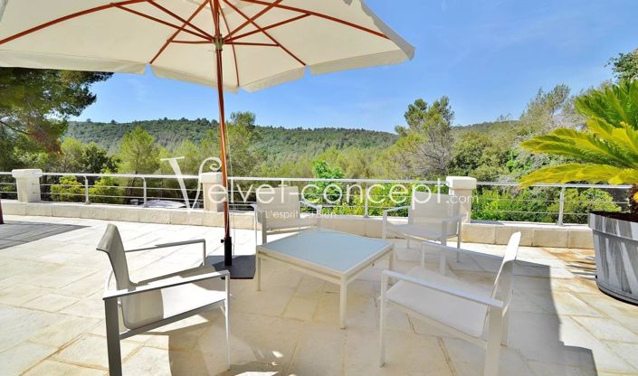 Image No.6-5 Bed House for sale