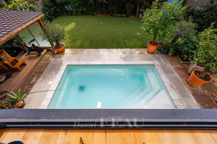 Image No.12-5 Bed House for sale