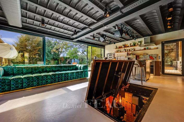 Image No.7-5 Bed House for sale