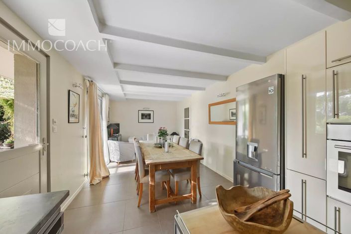 Image No.11-4 Bed House for sale