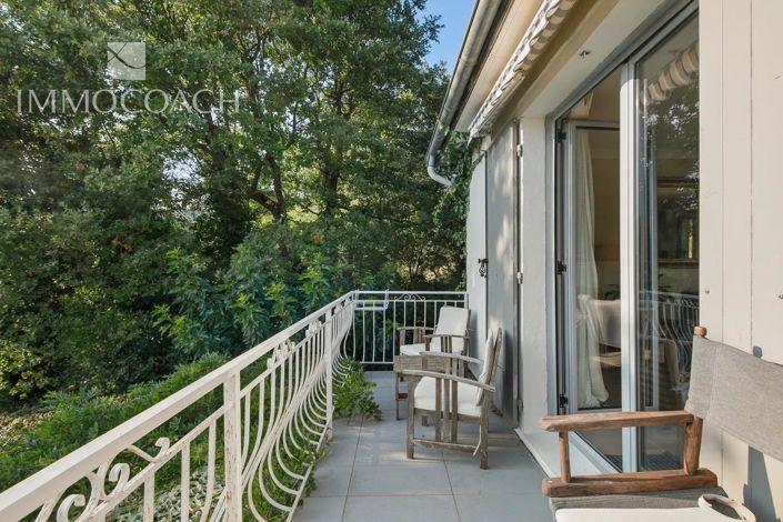 Image No.18-4 Bed House for sale