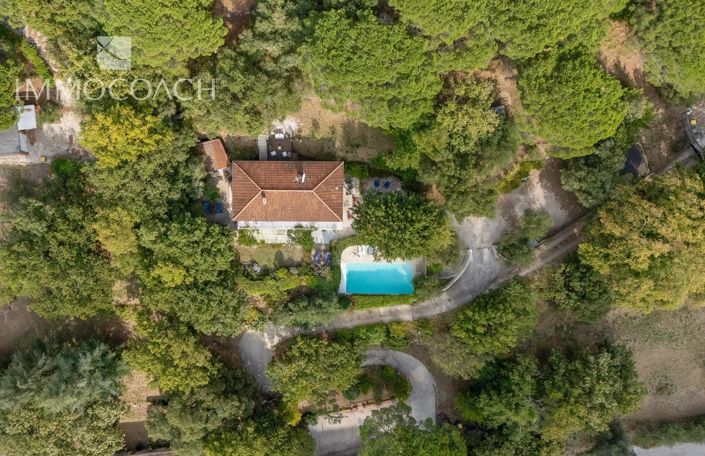 Image No.21-4 Bed House for sale