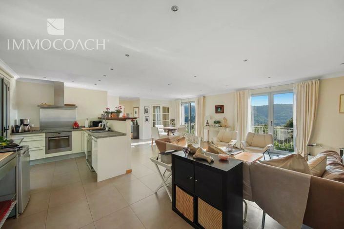 Image No.9-4 Bed House for sale