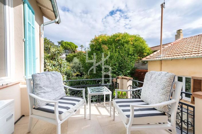 Image No.1-4 Bed Apartment for sale