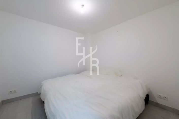 Image No.12-4 Bed Apartment for sale