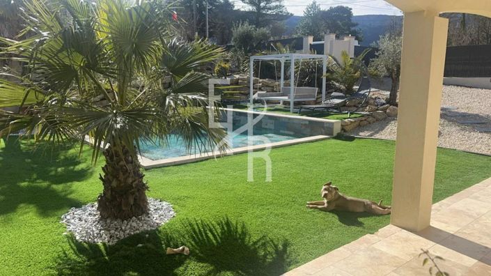 Image No.21-4 Bed House for sale