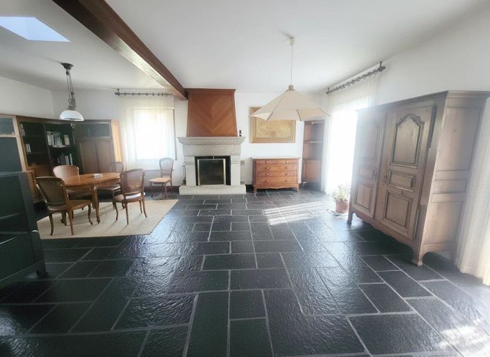 Image No.2-Maison de 4 chambres à vendre à Carhaix-Plouguer