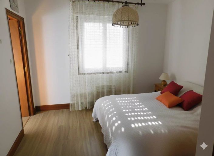 Image No.5-Maison de 4 chambres à vendre à Carhaix-Plouguer