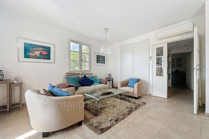 Image No.3-Appartement de 2 chambres à vendre à Grimaud