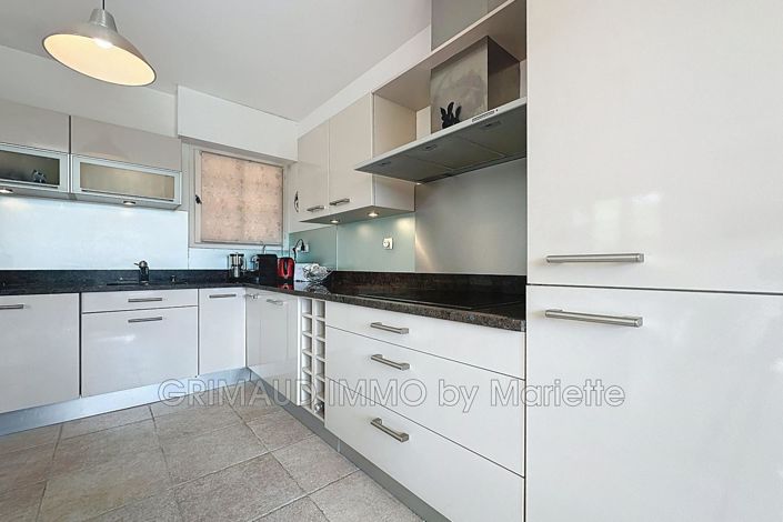 Image No.6-Appartement de 2 chambres à vendre à Grimaud