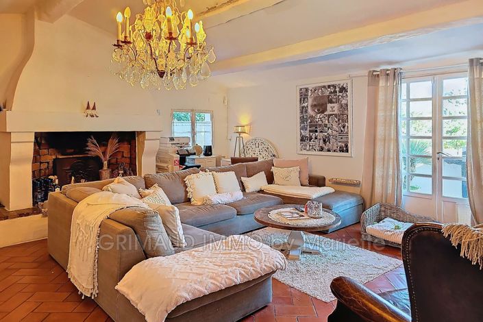 Image No.3-9 Bed House for sale