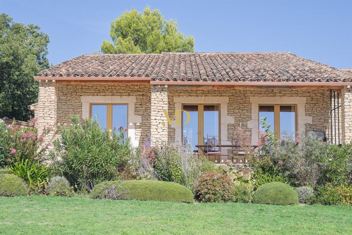 Image No.22-6 Bed House for sale