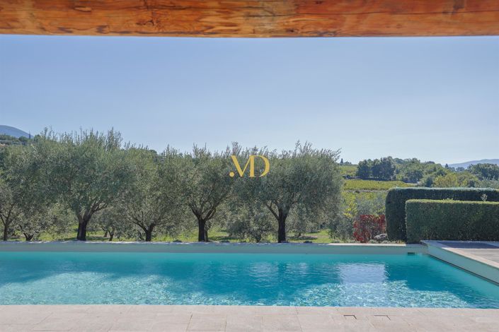 Image No.30-6 Bed House for sale