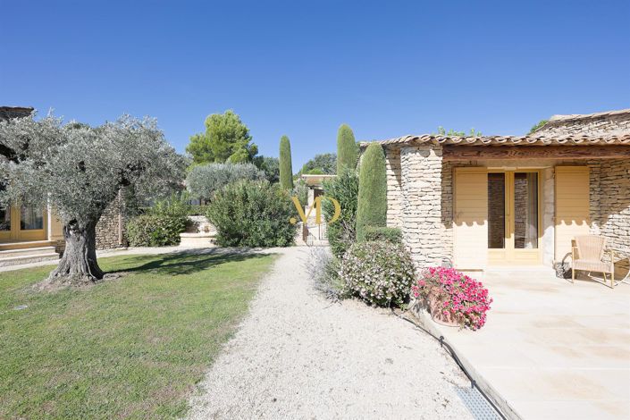 Image No.52-6 Bed House for sale