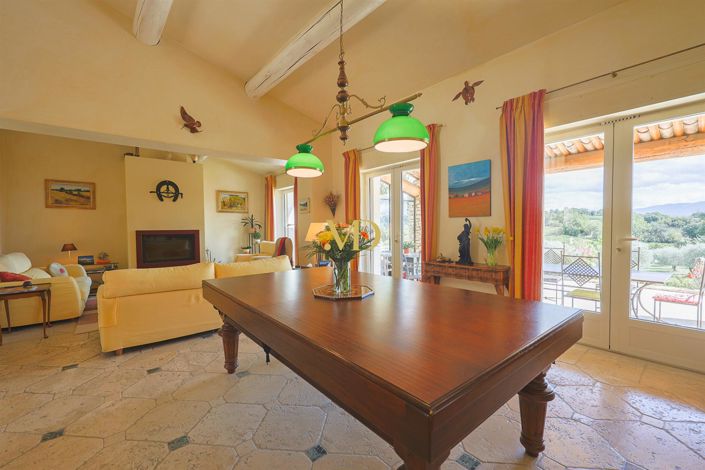 Image No.69-6 Bed House for sale