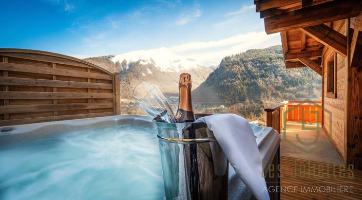 Image No.2-Maison de 7 chambres à vendre à Haute-Savoie