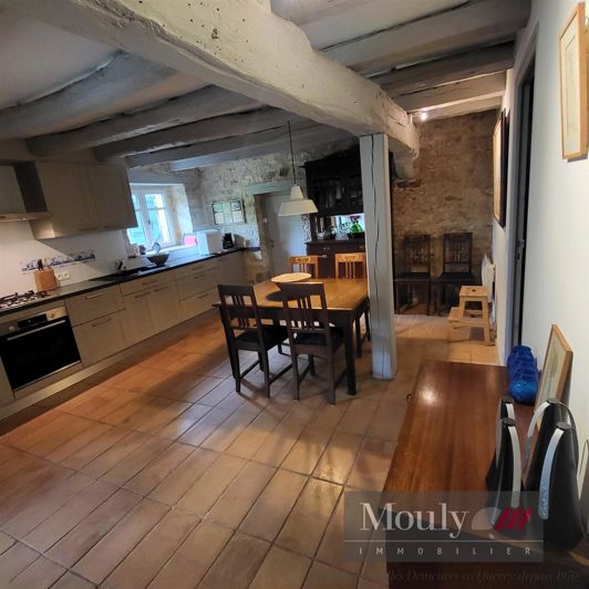 Image No.10-3 Bed House for sale