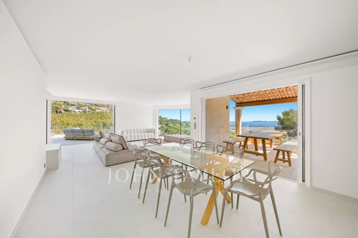 Image No.11-House for sale