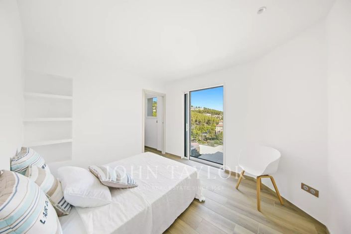 Image No.17-House for sale