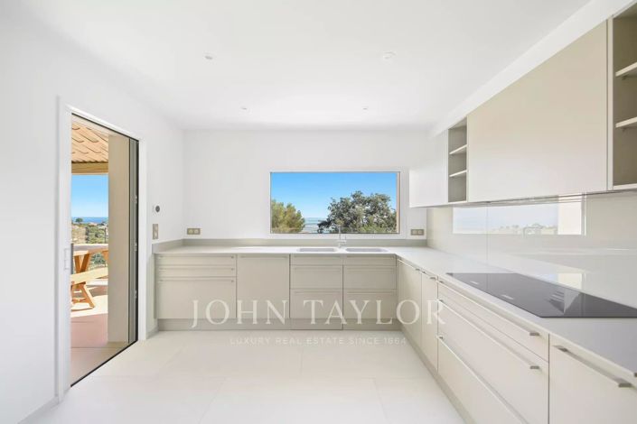 Image No.3-Maison à vendre à Hyères