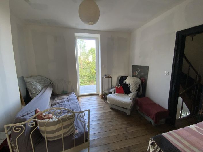 Image No.17-4 Bed House for sale