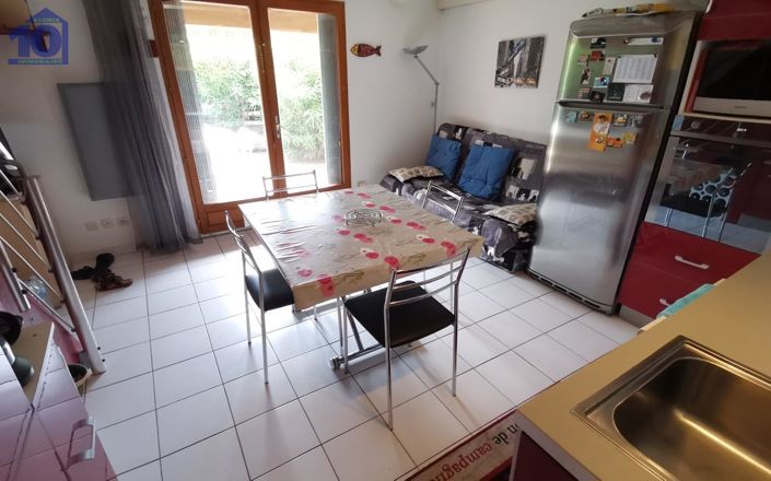 Image No.10-3 Bed House for sale