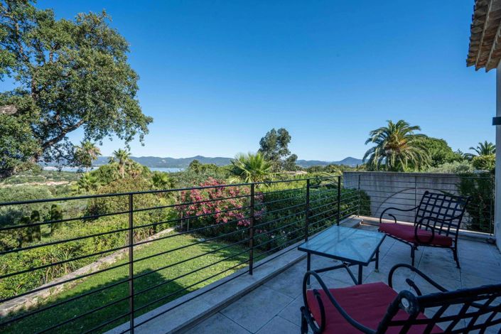 Image No.17-7 Bed House for sale