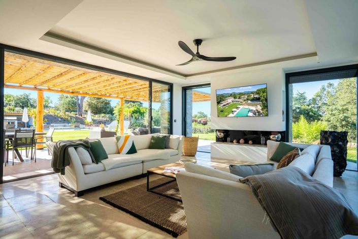 Image No.4-7 Bed House for sale