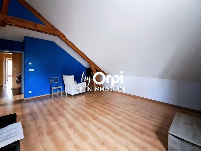 Image No.26-10 Bed House for sale