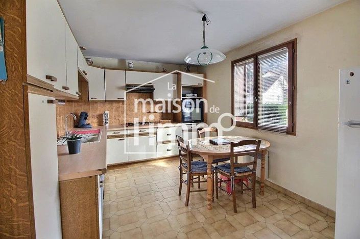 Image No.4-4 Bed House for sale