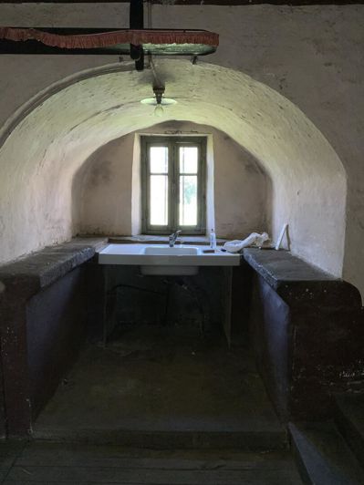 Image No.10-2 Bed House for sale