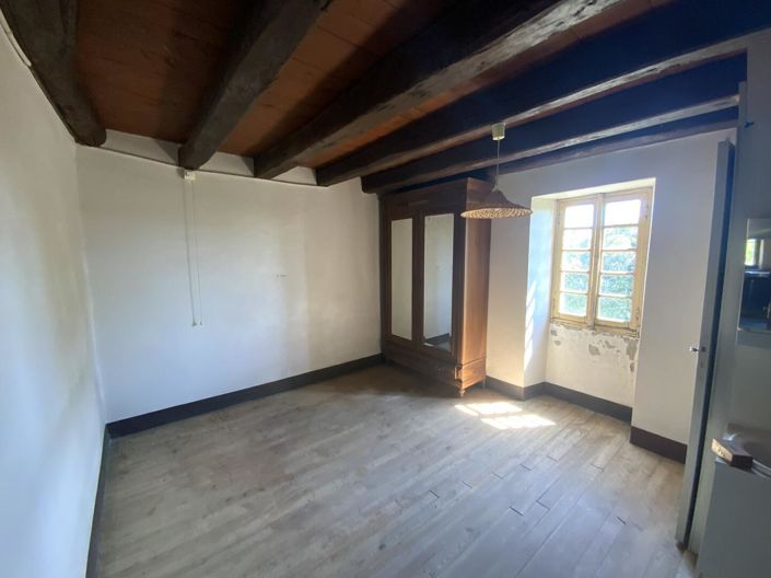 Image No.12-2 Bed House for sale