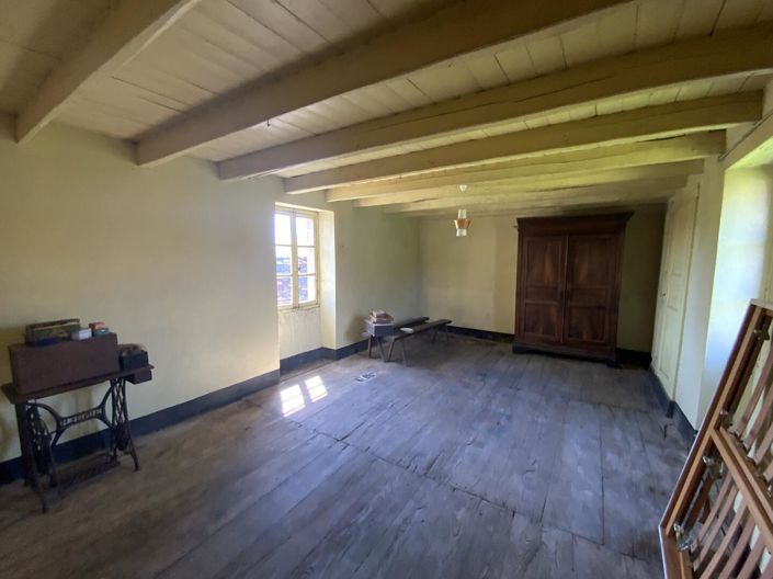 Image No.14-2 Bed House for sale