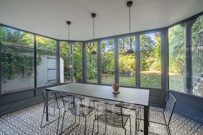 Image No.10-5 Bed House for sale