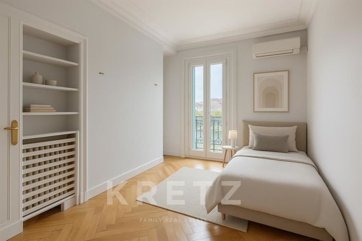 Image No.12-4 Bed Apartment for sale