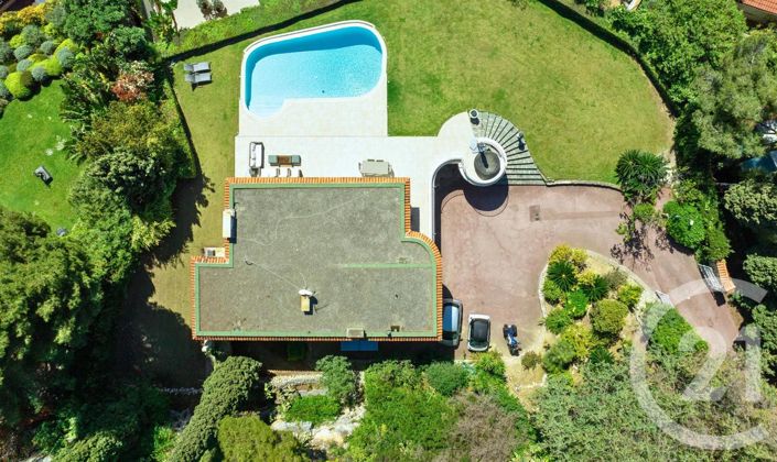 Image No.10-4 Bed House for sale