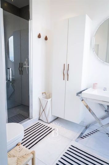 Image No.18-6 Bed House for sale