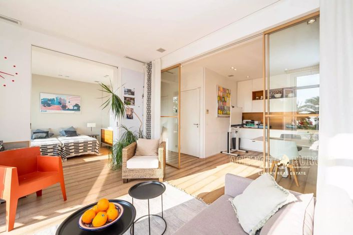 Image No.4-2 Bed Apartment for sale