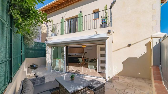 Image No.1-Maison de 2 chambres à vendre à Cannes