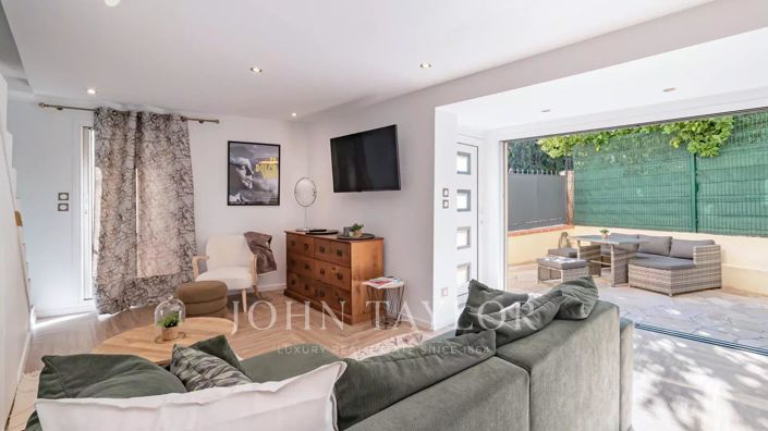 Image No.2-2 Bed House for sale