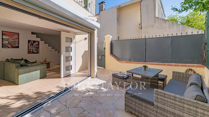 Image No.4-2 Bed House for sale