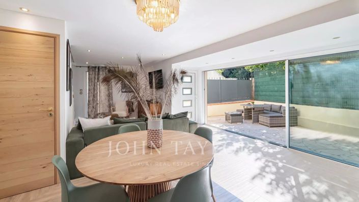 Image No.5-Maison de 2 chambres à vendre à Cannes