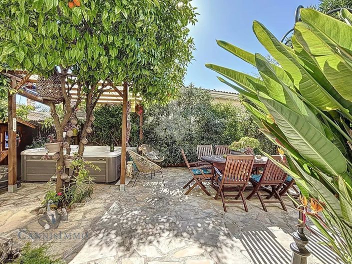 Image No.13-3 Bed Apartment for sale