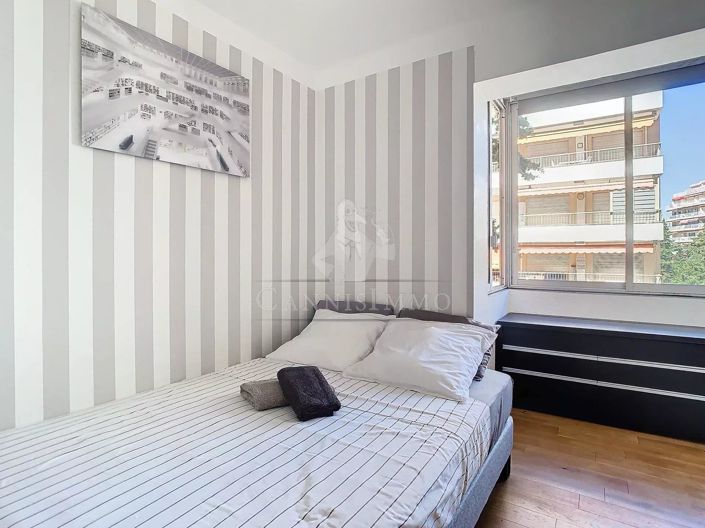 Image No.10-2 Bed Apartment for sale