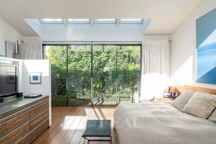 Image No.12-4 Bed House for sale