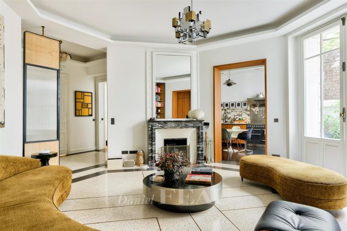 Image No.3-3 Bed Apartment for sale