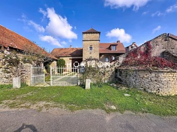 1 - Saone-et-Loire, House