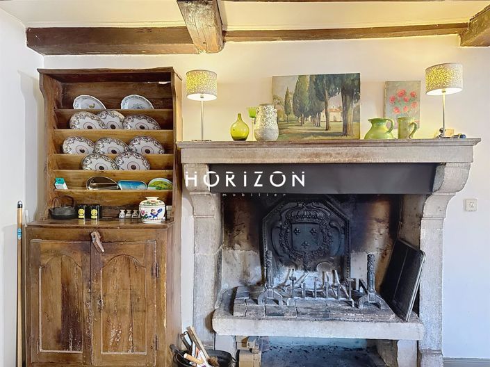 Image No.19-5 Bed Property for sale