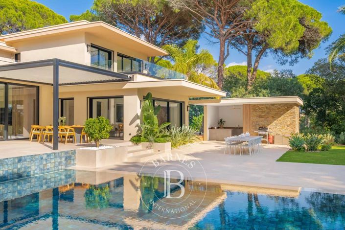 Image No.5-6 Bed House for sale